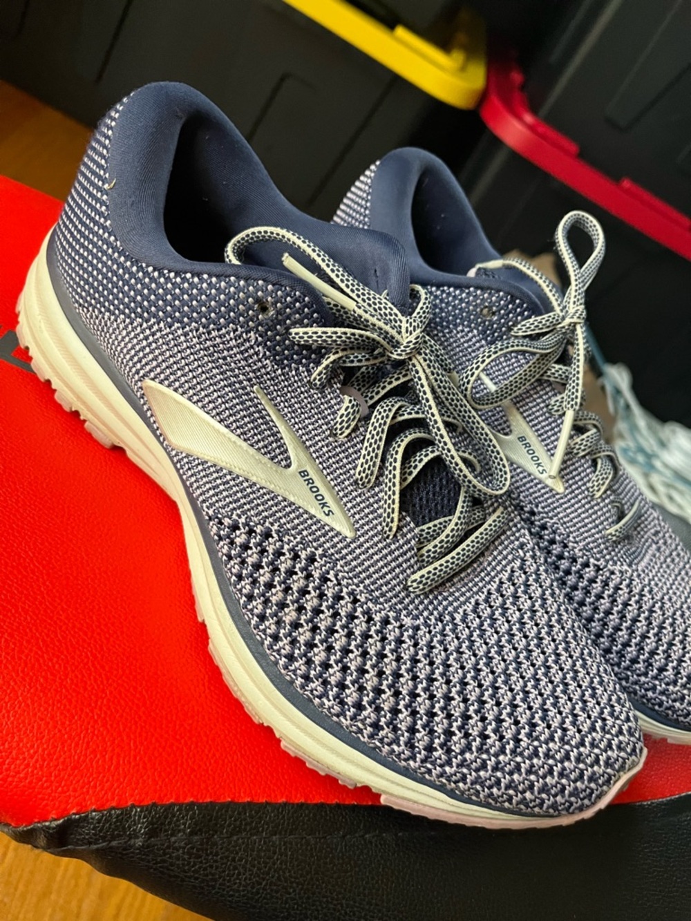 Brooks Women's Running Shoes - Navy and White Knit